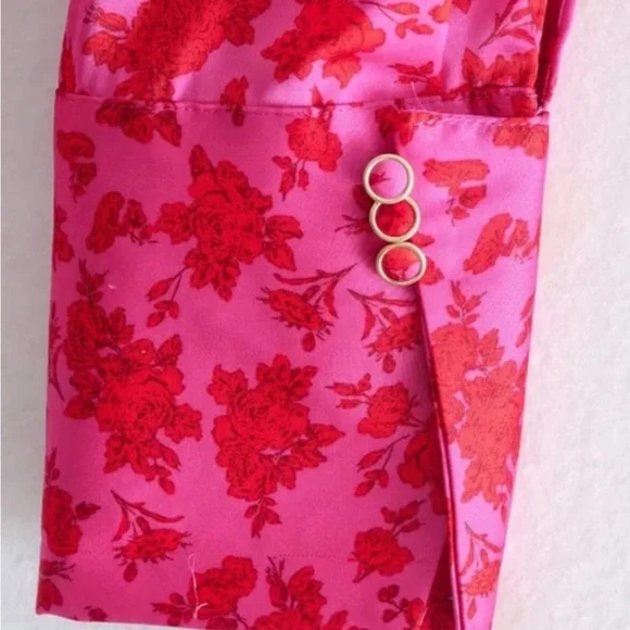 COPY - Zara fuchsia and red floral satin effect button up long sleeve blouse - … - Picture 5 of 7